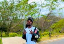 Jemax: Fans praise him for his hard-core style, tough bars, and strong voice on the microphone.